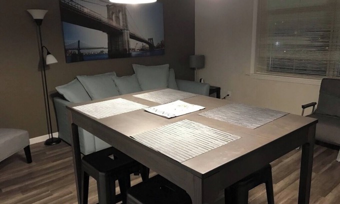 Federal Hill Condominio | DePasquale Square Federal Hill 1 Bedroom #2 with a view PLEASE READ DESCRIPTION