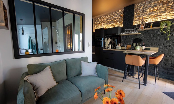Sebourg Cabaña | Dependency. Charm, nature and balneotherapy for a break for two.