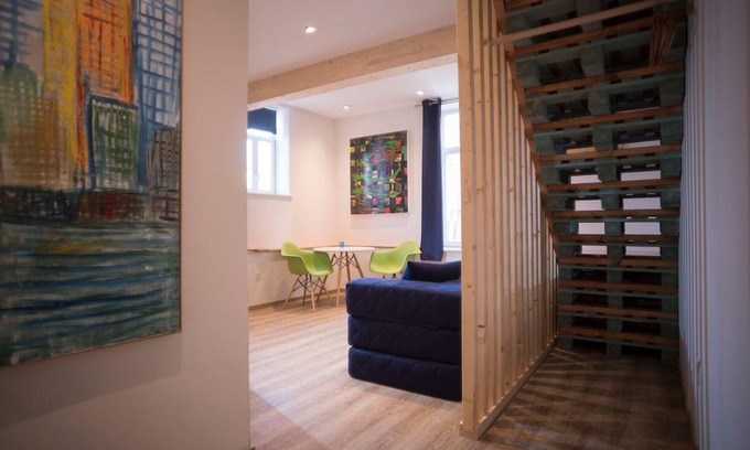Marktheidenfeld Apartamento | Der einstige TAUBENSCHLAG in der Hofstallung, 2-geschossiges Deluxe-Maisonette-Apartment