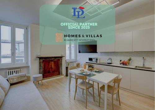 Desenzano del Garda City Centre Apartamento | DesenzanoLoft Official Partner Homes & Villas by Marriott Bonvoy - Apa Dom Downtown Family Apartment