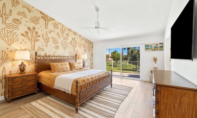 Palm Desert Casa | Desert 🌵Dream Game room, bikes, electric scooters 🛴 and Pickle Ball Courts