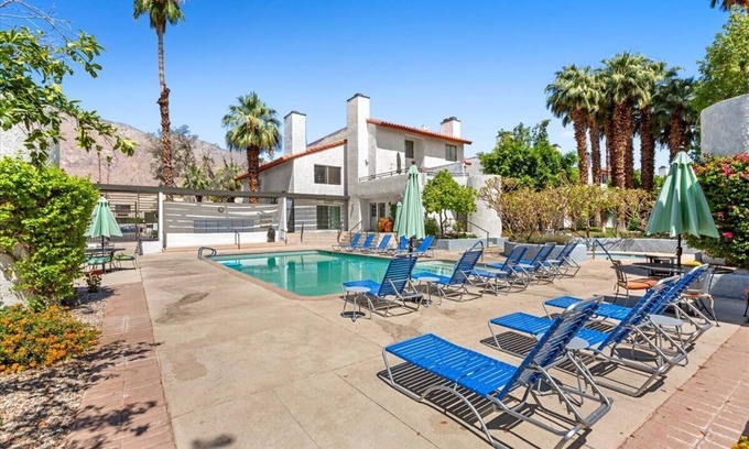 Baristo Condominio | Gema del desierto en el corazón de Palm Springs