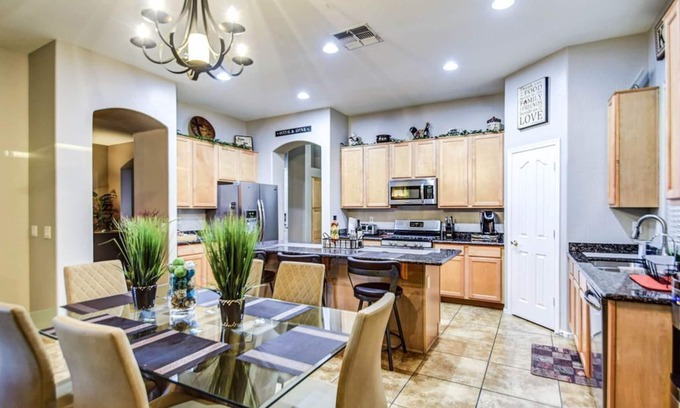 Litchfield Park Casa | Desierto Oasis! NHL, NFL, NASCAR, REOSRT, GOLF y entretenimiento.