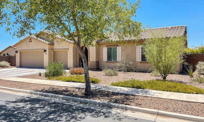 Laveen Village Casa | Desert Oasis with pool and spa in gated community