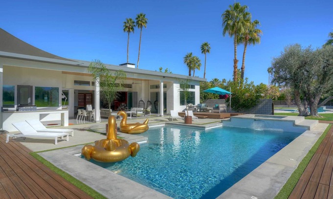 Indian Canyon Casa | Desert Serenity -Como se ve en la televisión !! POTENCIAL DE ALQUILER DE VACACIONES DE A&E
