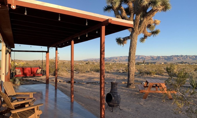 Joshua Tree Casa | Desert Serenity on Private 5 Acres Close to JTNP & Downtown