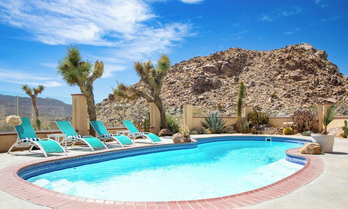 Monument Manor Casa | Desert Shadows by AvantStay | Breathtaking Views & Pool