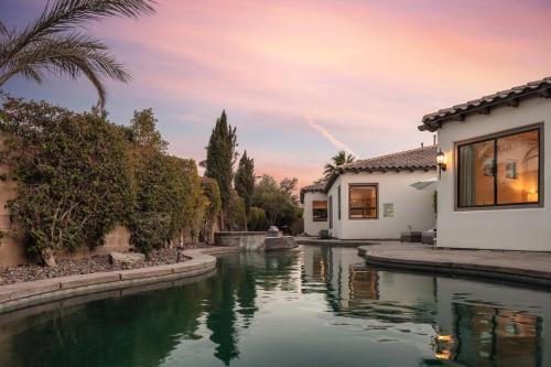 Rancho Santana Casa | Desert Spring by Fieldtrip 8Bd Resort with Pool Spa Casita