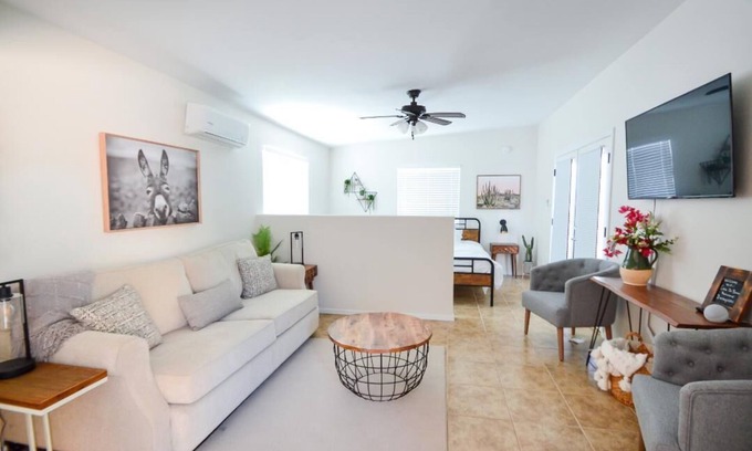 Foothills Casa | Deserts Edge Casita with RV parking and hook ups