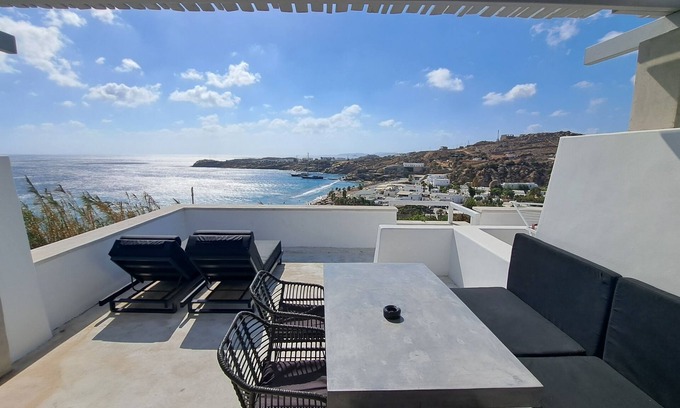 Paradise Apartamento | Design Apartment 17- Sea View, Shared Infinity Pool, Gym, Pool Bar, 4'from beach