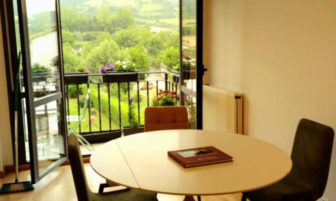 Alsasua Apartamento | Diseño, autenticidad, comodidad, vistas. Ideal para visitar Navarra y Pais Vasco