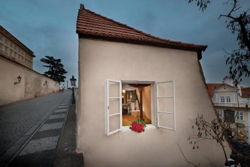 Hradcany Hotel | Design Hotel Neruda