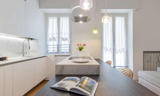 Fiera Apartamento | Design Premium apartment in center Milan-HomeUnity