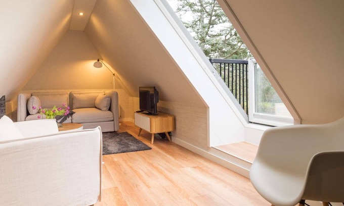 St. Peter-Ording Apartamento | Estudio de diseño en 2 niveles. Piscina, sauna, jardín, terraza.
