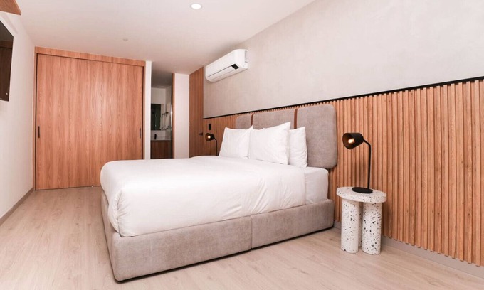 San Diego Apartamento | Designer 3BR Apartment-Cowork & Jacuzzi in Poblado