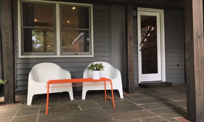 North Cleveland Park Casa | Designer Apartment with All the Amenities!