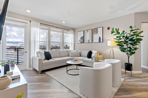 Sparks Apartamento | Designer Apt w Jacuzzi Walk To Casino & iMax