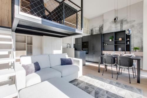 Holesovice Apartamento | Designer Loft Apartment Holešovice, Parking, Balcony