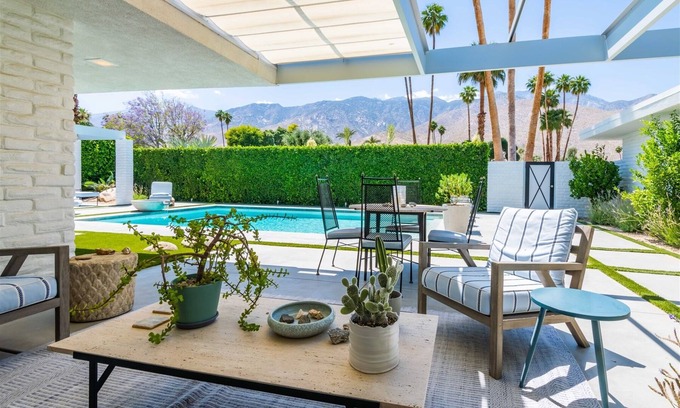 Indian Canyon Casa | Designer Perfect - 30 Day Minimum