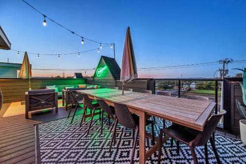 Nashville Casa | Designer Single Family House-Rooftop- Hot Tub