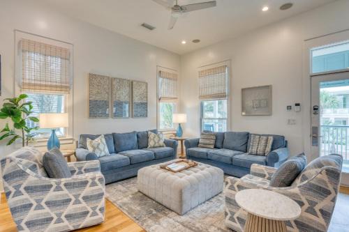 Frangista Beach Casa | Destin Dream by AvantStay 2-Story Home Walk to Beach