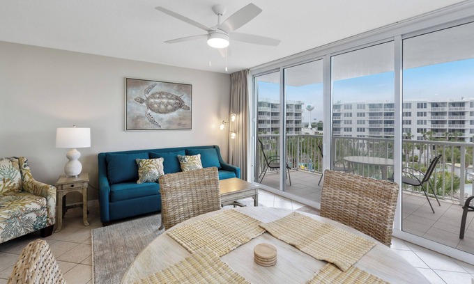 Fort Walton Beach Condominio | Destin West, Bayside, 2 balcones, vistas a la bahía y al golfo, MUCHAS VENTANAS