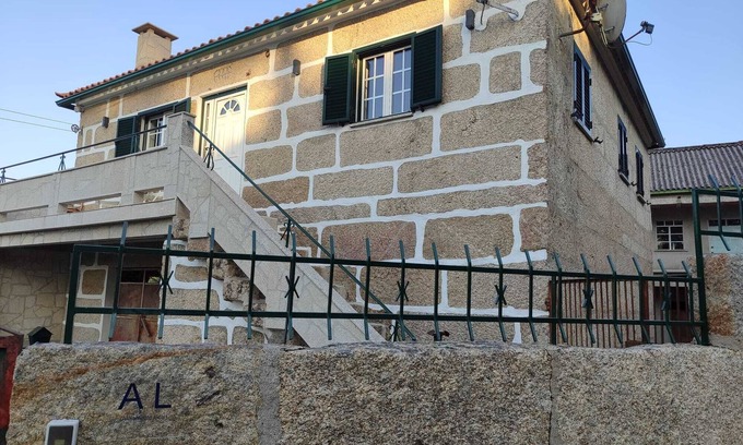 Lindoso Casa | Destro village