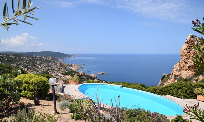 Costa Paradiso Casa | Villa independiente, 3 dormitorios, piscina privada e impresionantes vistas al mar.