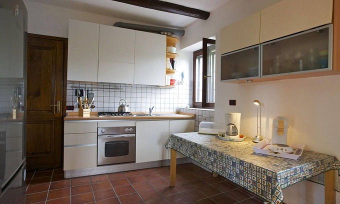 Brezzo di Bedero Casa | Casa unifamiliar de 2½ habitaciones con piscina privada y parcela grande.
