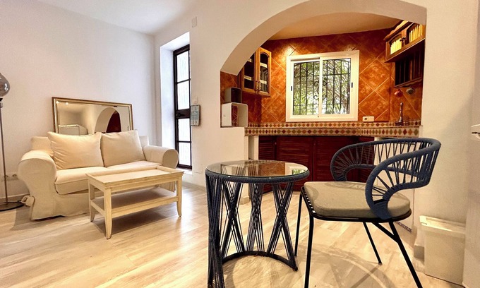Marbella Casa | Apartamento independiente con vistas al mar dentrode finca privada