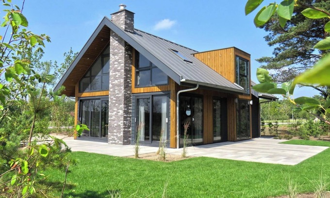 Biddinghuizen Casa | Detached bungalow with 4 bedrooms, 3 bathrooms and a sauna