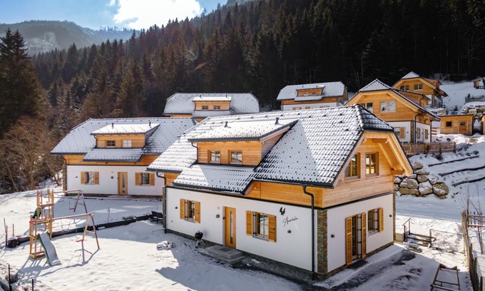 Donnersbachwald Chalet De Esquí | Detached chalet with wood-burning stove & sauna
