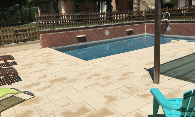 Saumane-de-Vaucluse Casa | Casa independiente sin vecinos con aire acondicionado, jardín cerrado y piscina