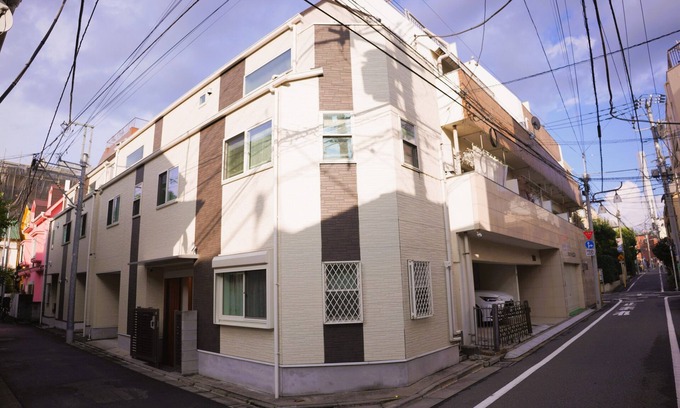 Ikebukuro Casa | Detached house for rent 3rd floor 102 ㎡ Western style room/4LDK 2 toilets +2 bathrooms Convenient transportation!