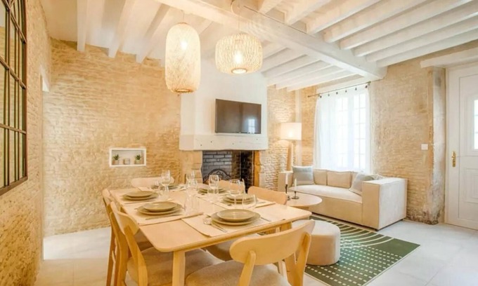 Ranville Apartamento | Detached house with jacuzzi and sauna in Normandy