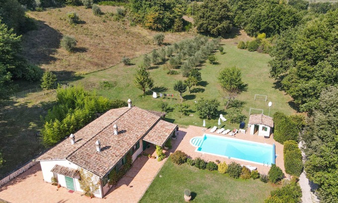 Collicello Casa | Detached house with private pool, ping pong/table football, soccer field