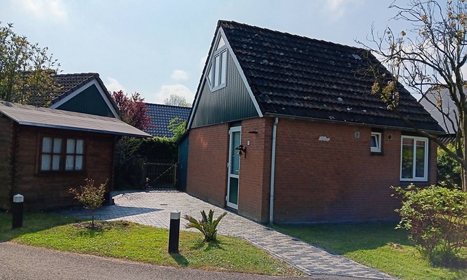 Brouwershaven Casa | Detached vacation home with garden - within walking distance of the Grevelinger Meer
