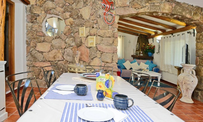 Arzachena Villa | Villa individual de piedra con piscina privada.