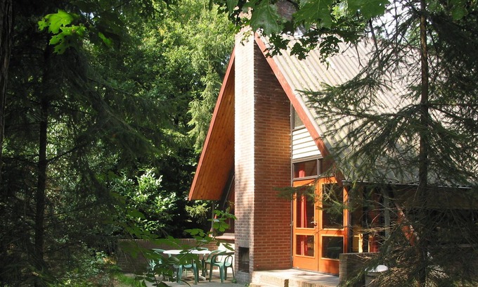 Herpen Casa | Detached wooden bungalow with microwave surrounded by nature