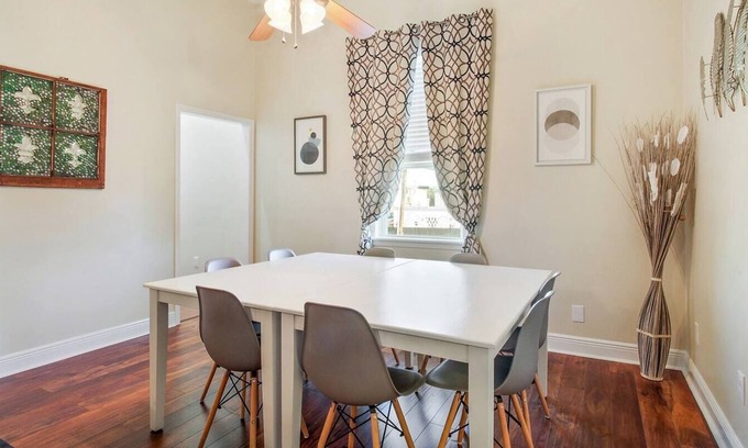 Mid-City Condominio | Deux Voies - POOL, Private Courtyard, Parking, Mas