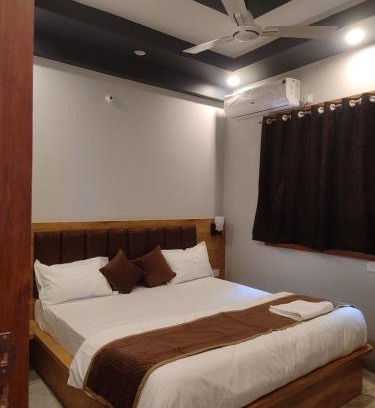 Vrindavan Casa | Devi Residency - Near Prem Mandir Bankey Bihari Vrindavan