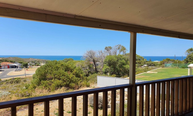 Guilderton Casa | Dhu View - Views for days