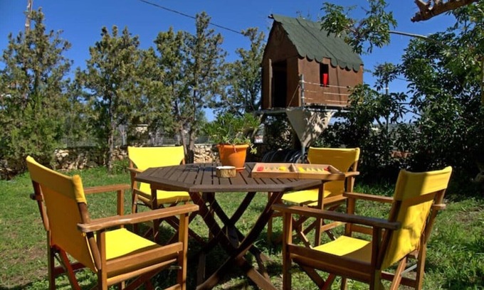 Kounoupidiana Apartamento | Diamant's place with treehouse garden