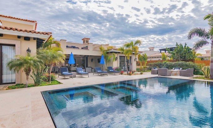 Los Cabos Villa | Diamante Golf Villa on Oasis Course Four bedroom home with full-time housekeeper
