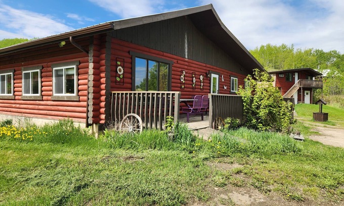North Battleford Cabina | Diamond Hill Resort