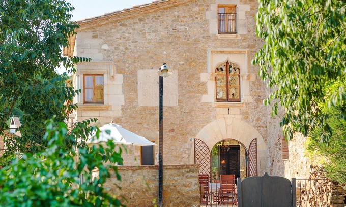 Sant Jordi Desvalls Villa | El Racó de Diana *G*