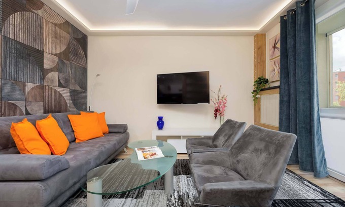 Rakowiec Apartamento | Dickensa 10 | Warsaw | Comfortable Apartment | Near Park Szczęśliwicki