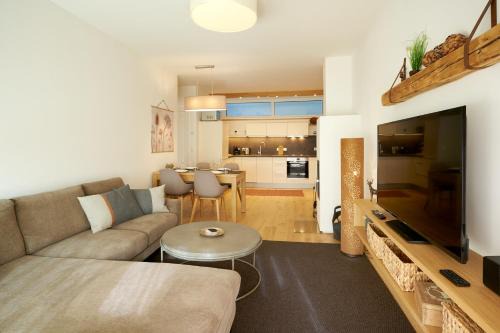 Tauplitz Apartamento | die Tauplitz Lodges - Wasserfall Lodge C2 by AA Holiday Homes