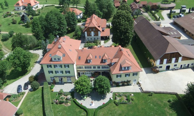 Gosseling Hotel | Dienstl Gut