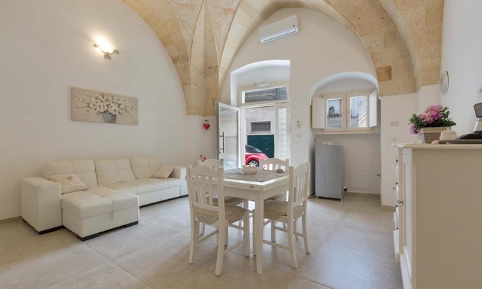 Oria Historic Centre Apartamento | Dimora Ilenia by BarbarHouse